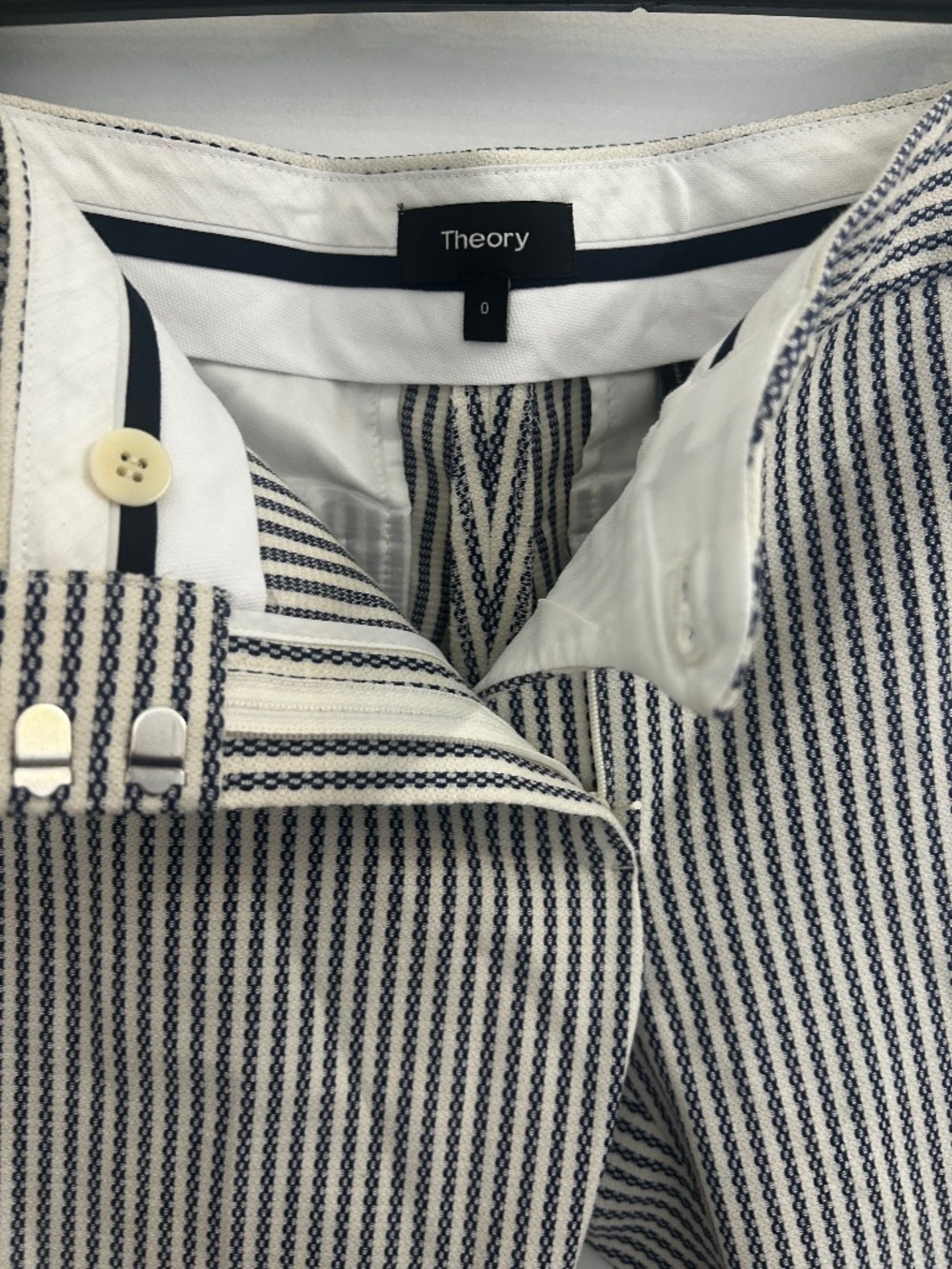 Super cute navy & off white pants